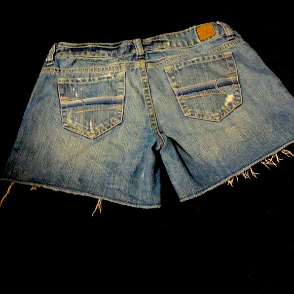 American Eagle Shorts - Picture 2 of 3